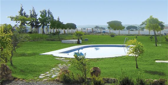 Apartamentos Cortijo La Tinaja